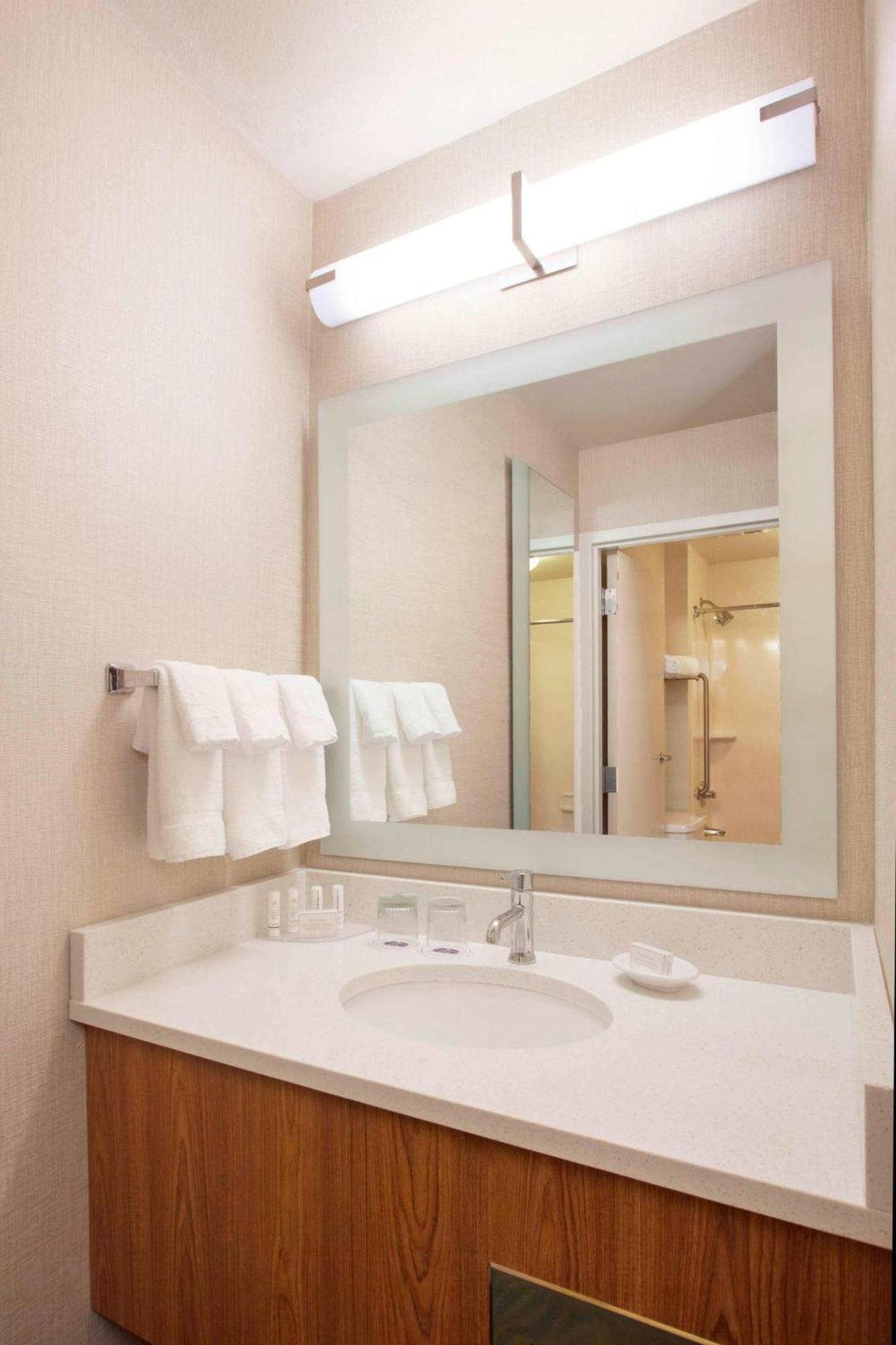 Springhill Suites Phoenix Tempe Airport Exterior foto