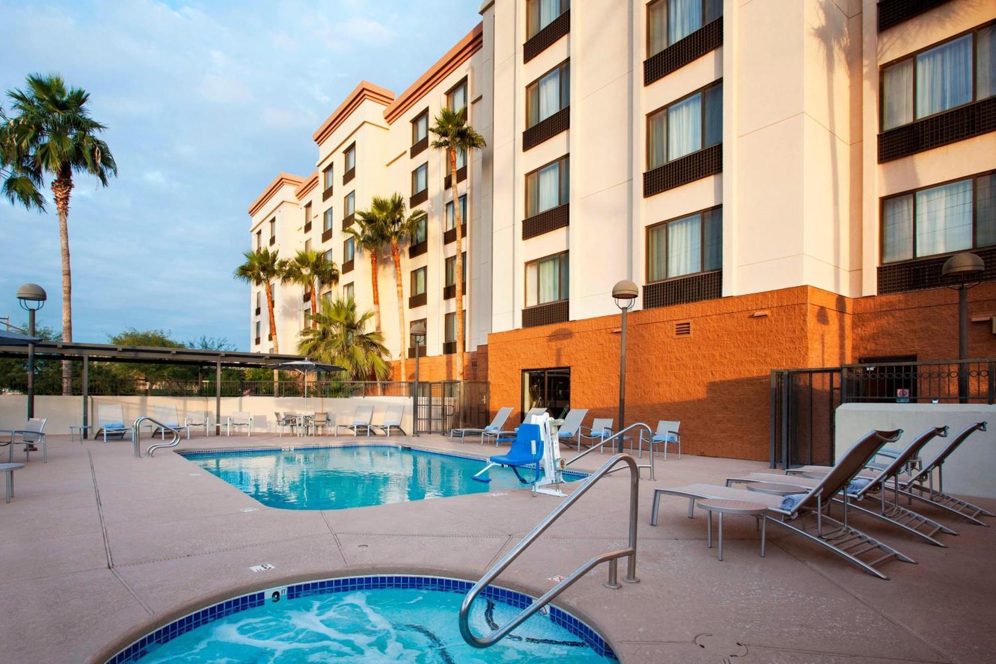 Springhill Suites Phoenix Tempe Airport Exterior foto